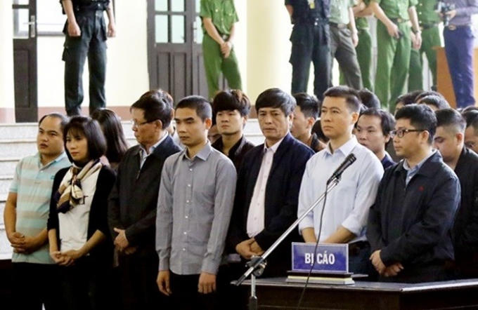 Các bị cáo trong phiên tòa sơ thẩm trước đó.