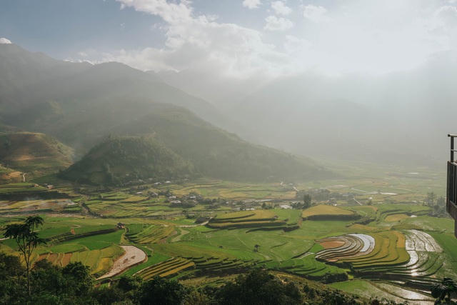 Hoàng Linh Hà chọn 3 địa điểm dừng chân tại Mù Cang Chải là: xã La Pán Tẩn, đèo Khau Phạ và bản Lìm Mông.