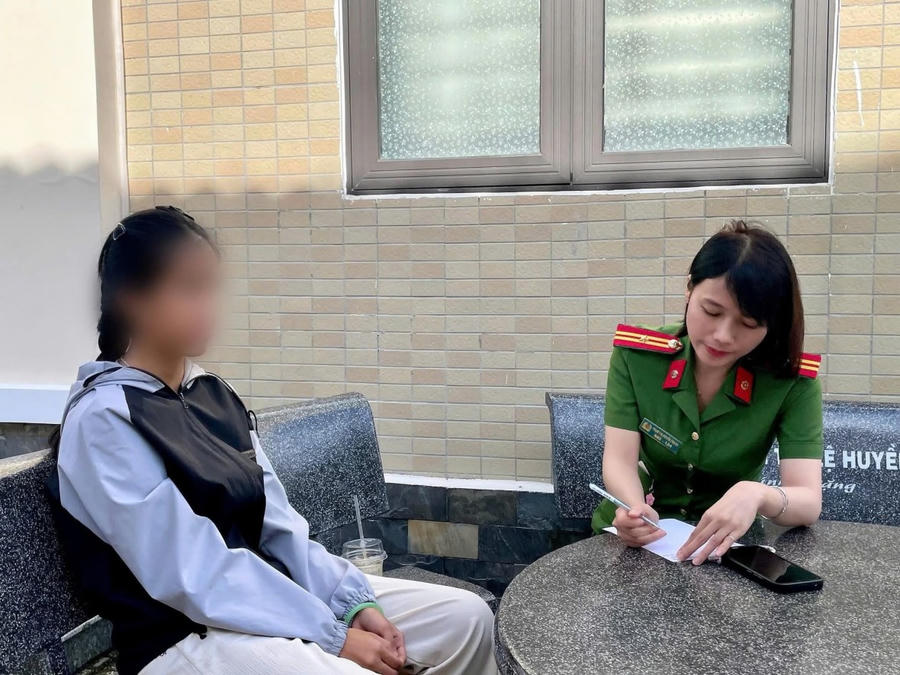 Nữ sinh L. được Công an hỗ trợ, ngăn chặn kịp thời vụ lừa đảo - Ảnh Công an Đà Nẵng.