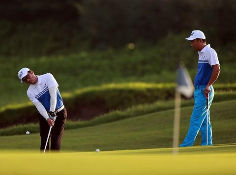Các golfer tham dự AMD Golf Challenge 2017.