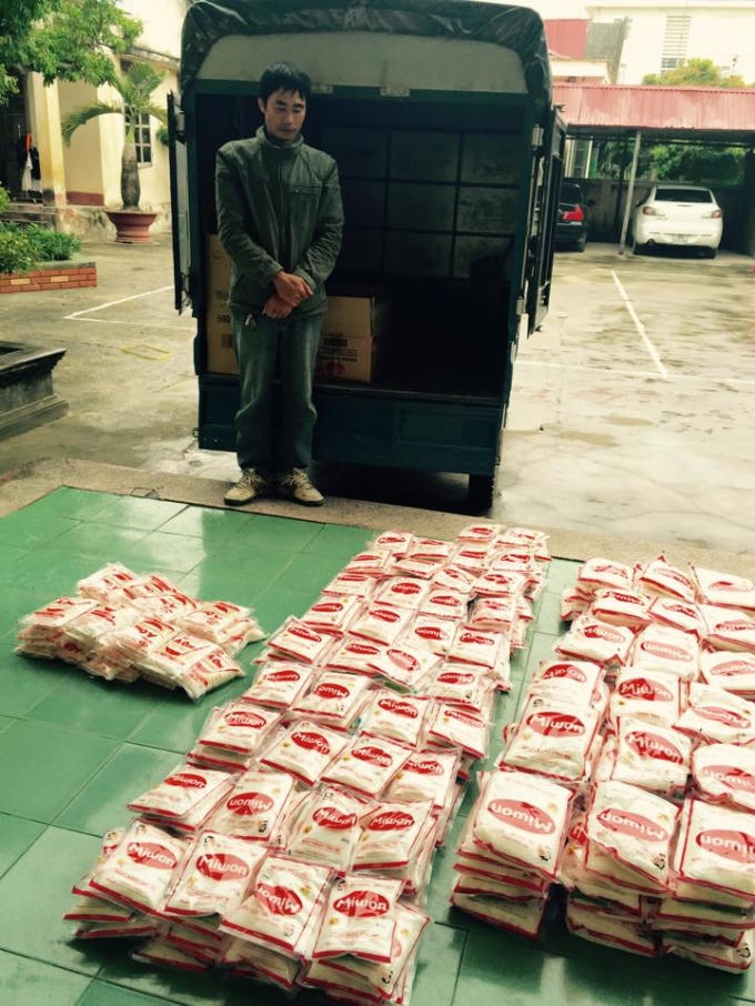 Đối tượng Nam và ô tô tải chở 170kg mì chính giả