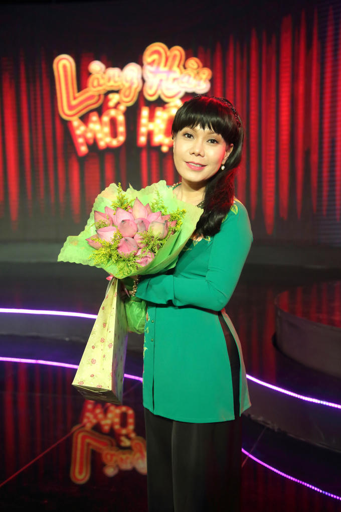 Việt Hương quay trở lại ngồi ghế đỏ Làng Hài Mở Hội
