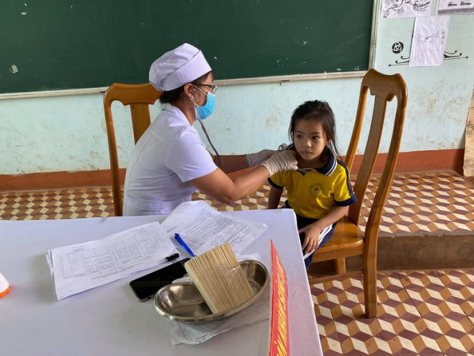 Học sinh được tiêm vaccnie tại tỉnh Gia Lai. Ảnh: BỘ Y Tế