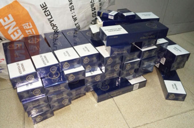 Thuốc lá lậu đối tượng vận chuyển (ảnh minh họa)