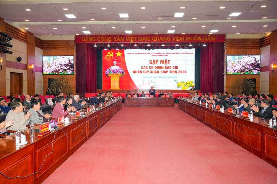 Quang cảnh buổi gặp mặt.