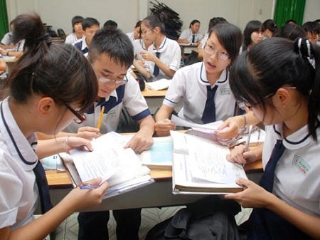 Từ ngày 1/7 đến ngày 15/7/2016 sẽ bắt đầu tuyển sinh phương thức xét tuyển theo tuyển sinh do UBND quận, huyện, thị xã quy định.