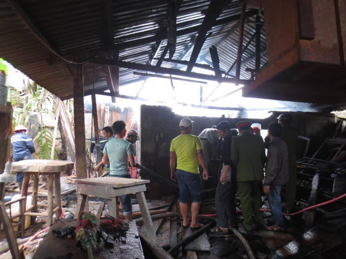 Lực lượng chức năng cùng gia đình đang khẩn trương làm rõ nguyên nhân.