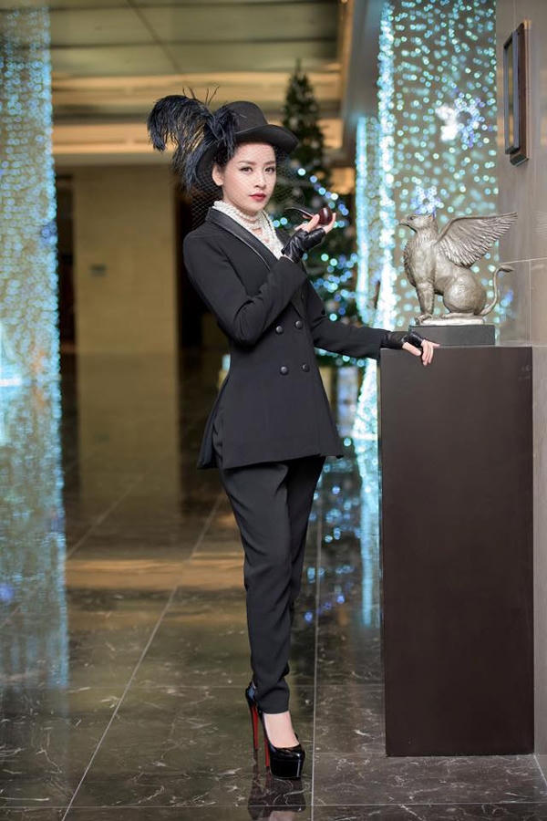 Nữ diễn viên đầy mới lạ trong hình tượng mới. Ảnh: Internet