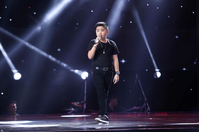 Giọng h&aacute;t Việt 2017 tập 1: Vũ C&aacute;t Tường v&agrave; Soobin Ho&agrave;ng Sơn