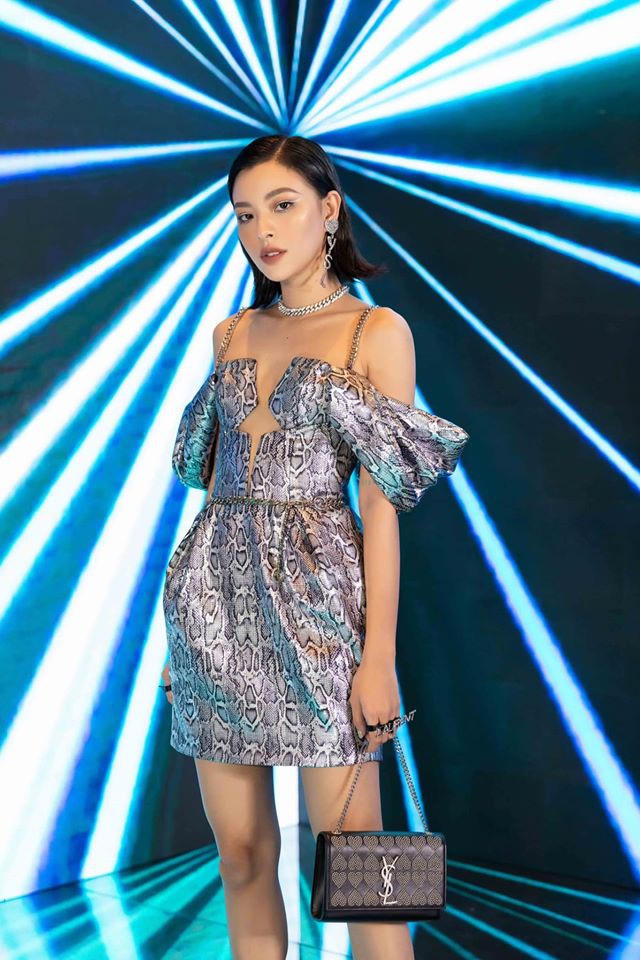 Cô nàng sinh năm 1996 này hiện đang là một Fashionista đình đám của Vbiz với gu ăn mặc cực chất. Trong năm 2020, Tú Hảo hứa hẹn sẽ là cái tên có nhiều ảnh hưởng đối với giới trẻ Việt.