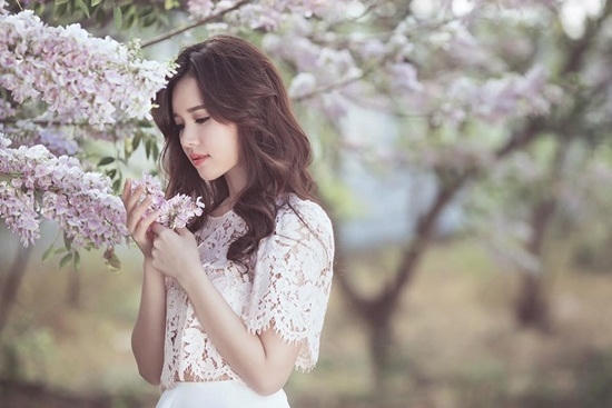 Midu xinh tươi quên chuyện tình buồn, hân hoan đón chào năm mới 2016