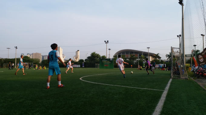 Vượt qua B&aacute;o Lao động, Ph&aacute;p luật Việt Nam gi&agrave;nh v&eacute; v&agrave;o b&aacute;n kết giải Press cup 2017