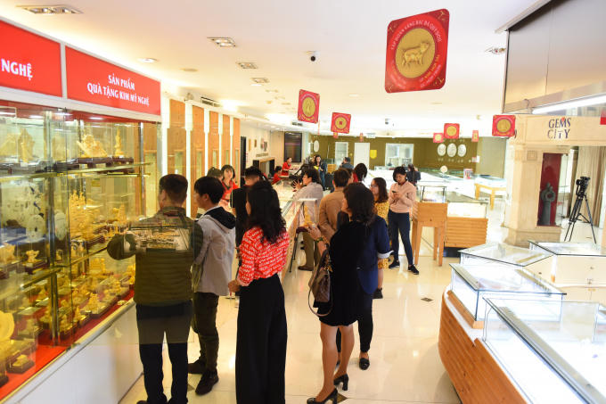 Dịp vía Thần Tài trở thành ngày đặc biệt ý nghĩa trong năm để hướng về những giá trị tốt đẹp, cầu mong một năm bình an, thịnh vượng.