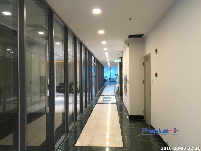 T&ograve;a nh&agrave; Icon 4 Tower: Ngang nhi&ecirc;n chuyển đổi c&ocirc;ng năng tầng thương mại t&ograve;a nh&agrave;!