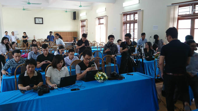 Trụ sở Sở GD&ĐT Sơn La lúc 11h25 trưa ngày 23/7. (Ảnh: VietnamNet)