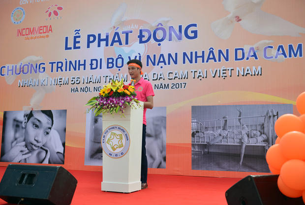 Trưởng ban tổ chức Phạm Văn Tới phát biểu khai mạc và phát động chương trình.
