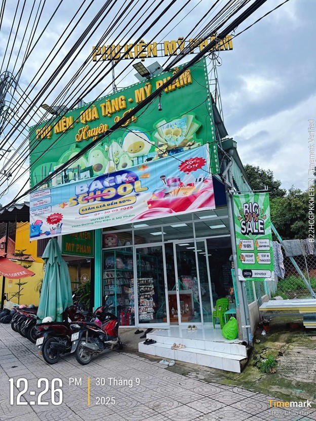 Và vắng vẻ , đìu hiu, doanh thu thiệt hại nghiêm trọng sau khi bị đăng tin xấu trên TikTok. (ảnh: Camera cửa hàng cung cấp)