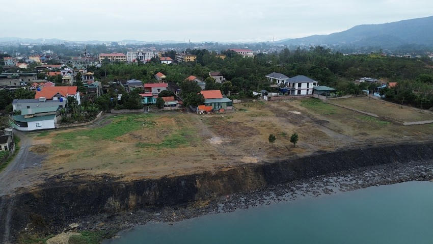 Lòng hồ thủy lợi Lỗ Chính đã được khôi phục lại hiện trạng. Ảnh: Nguyễn Quang