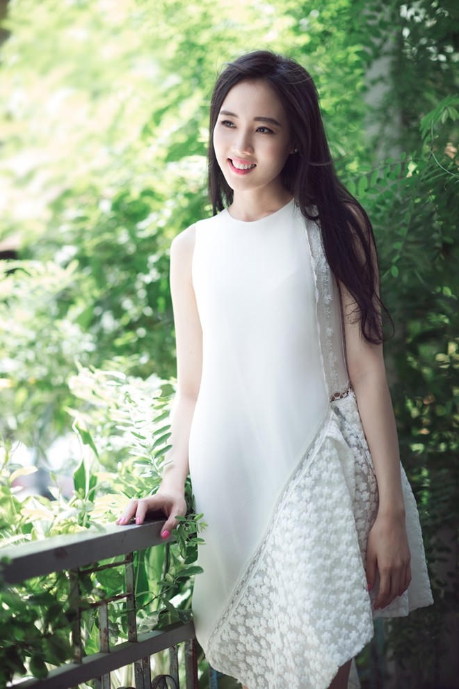 Cô nổi tiếng xinh đẹp dịu dàng, nhưng lại sống khép kín. Ảnh: internet.