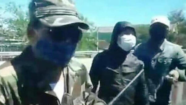 Nh&oacute;m đối tượng hung h&atilde;n tại Trạm thu ph&iacute; Bắc Hải V&acirc;n.