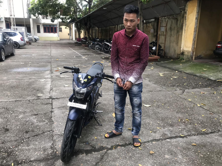 Đối tượng Nguyễn Danh Giang tại cơ quan công an