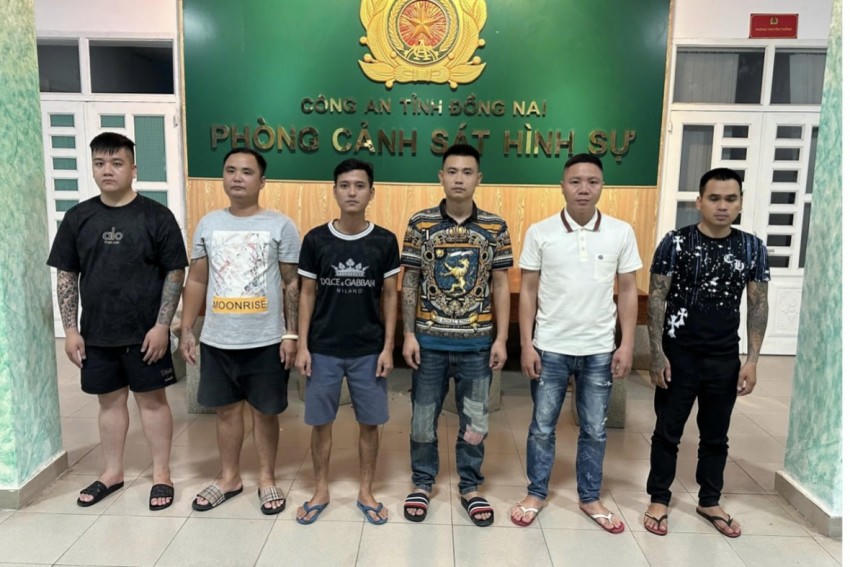 Bắt giữ nhóm đối tượng cho vay nặng lãi hơn 500%/năm.