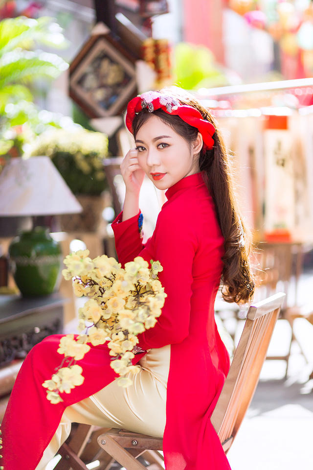 Bên cạnh đó, Trúc còn có một sở thích khác là "chụp hình mọi lúc". Cô cũng là một người mẫu khá "ăn hình".