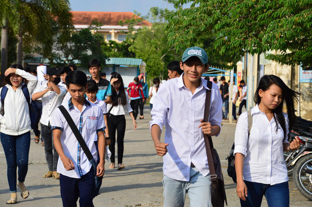 Năm nay là năm đầu tiên học sinh dự thi THPT quốc gia theo phương thức mới với 5 bài thi.