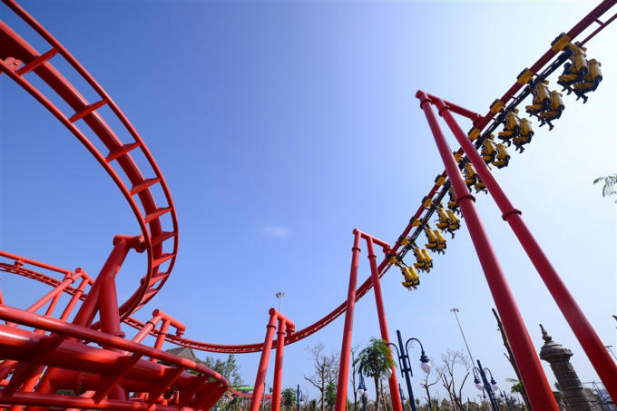 Dragon Park Ha Long.