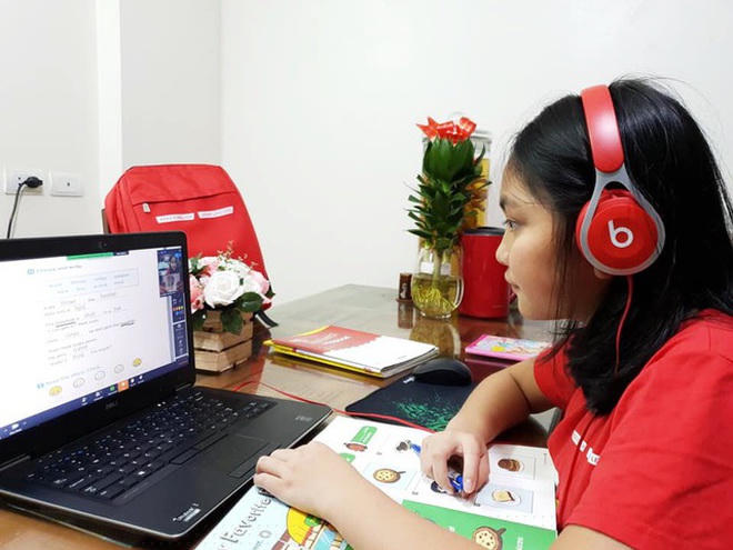 Các cơ sở giáo dục trên địa bàn Hà Nội tiếp tục dạy và học trực tuyến cho đến khi có thông báo mới. 