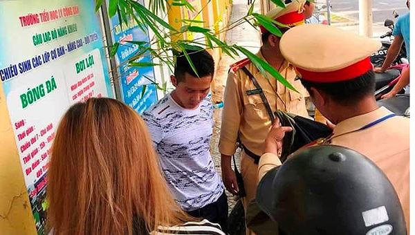 3891F0FD-0BCE-4797-BA32-3AB9EF53D7AE.