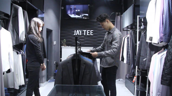 Bản tin Thời trang Plus số 11: Đêm Ready To Wear đầu tiên tại tuần lễ thời trang Việt Nam Thu Đông 2017