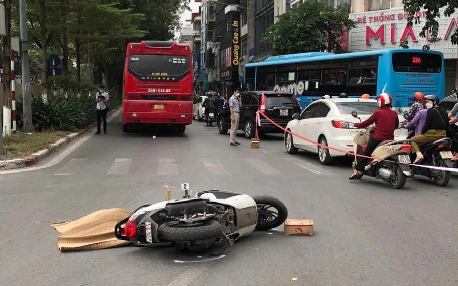 \"Ngày