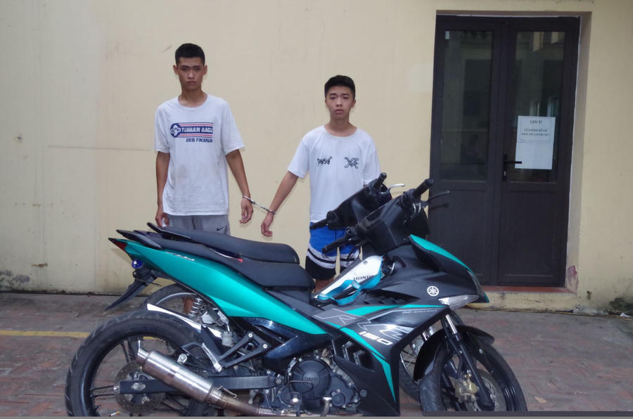 Hai đối tượng bị bắt giữ.