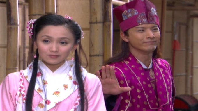 Điểm danh những mỹ nữ sánh đôi cùng Trương Duy Tích trong Nhân gian huyền ảo