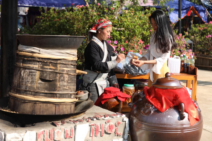 Bỏ qua cuộc sống bộn bề để tìm về với miền núi tinh khôi, thanh bình, phiêu du giữa ngàn hoa cùng tiếng khèn điệu múa..., chẳng phải đó là hành trình lý tưởng trong kỳ nghỉ lễ sắp tới sao!