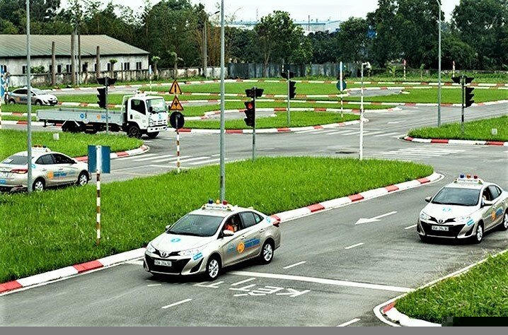 Phân lại hạng GPLX của Việt Nam để phù hợp với chuẩn hạng của quốc tế.