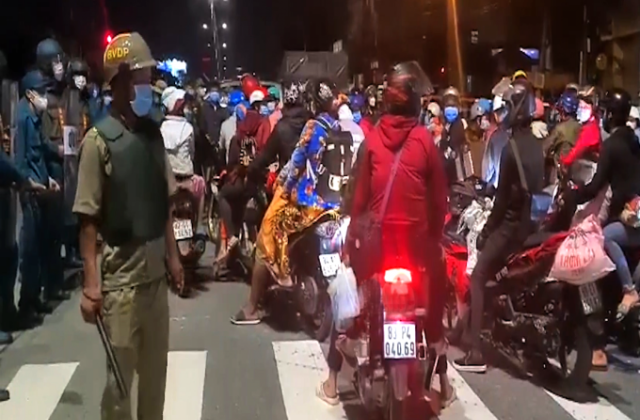 Bình Dương kêu gọi người lao động ở lại