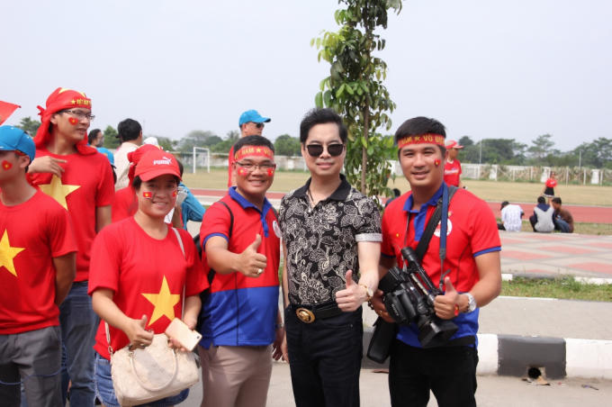 Ngọc Sơn &ndash; Michael Lang quyết định thưởng 250 triệu cho đội tuyển Olympic Việt Nam