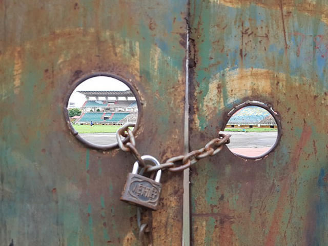 Sau nhiều năm bỏ hoang, đến nay SVĐ Ninh Bình vẫn trong tình trạng