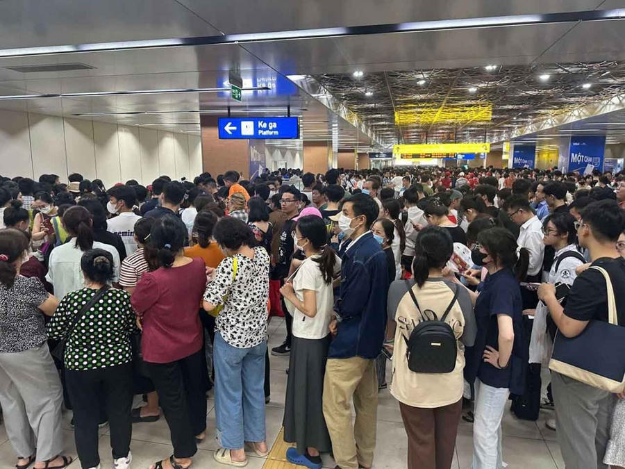 Yêu cầu có phương án phân luồng, tránh chen lấn ở ga metro số 1 dịp lễ 30/4 - 1/5.