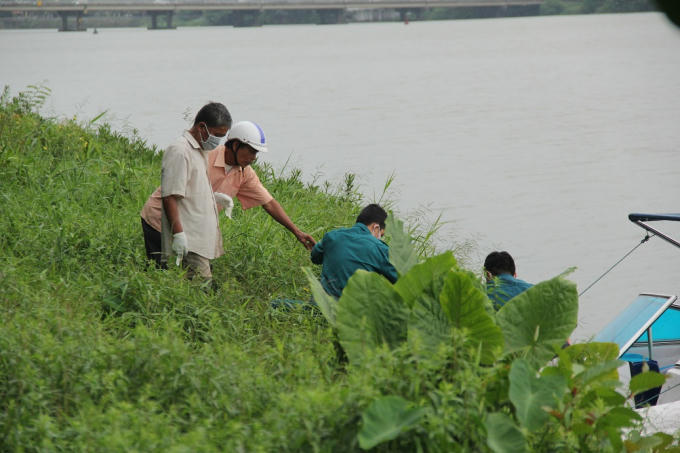 Khúc sông phát hiện thi thể của người đàn ông.