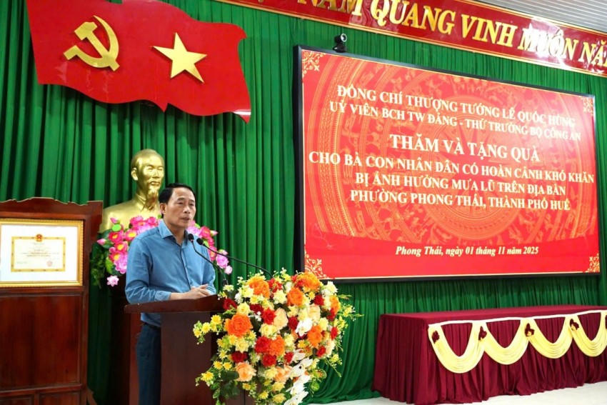 Thứ trưởng Lê Quốc Hùng phát biểu tại buổi thăm.
