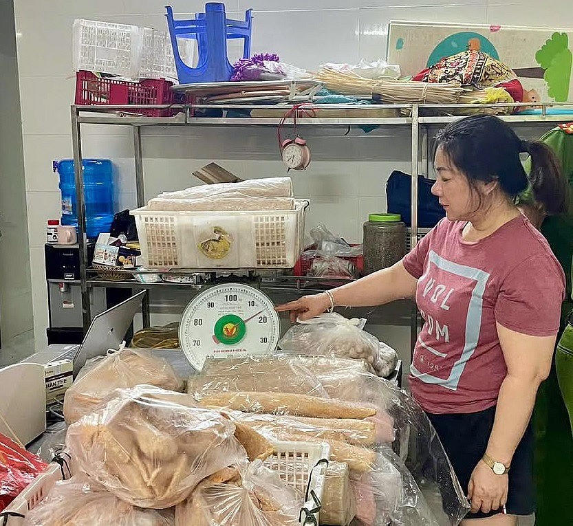 Các sản phẩm chứa chất cấm bị thu giữ.