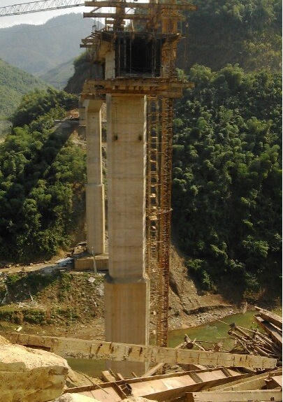 Công trình cầu Suối Quanh.