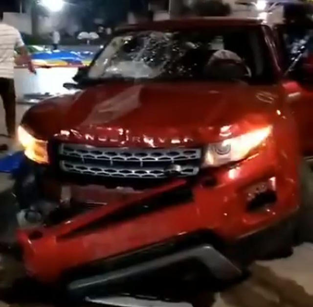 Chiếc xe ô tô gây tai nạn.
