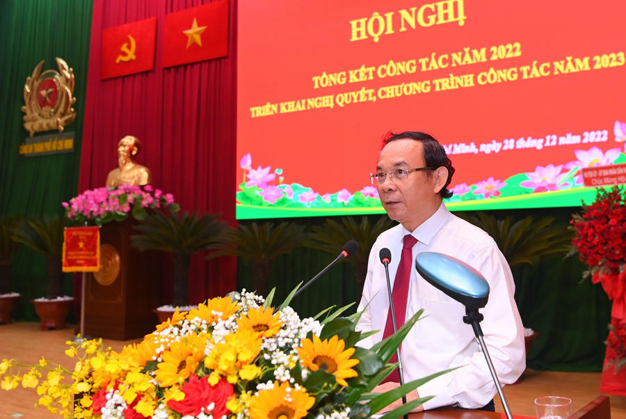 Đồng chí Nguyễn Văn Nên - Ủy viên Bộ Chính trị, Bí thư Thành ủy Thành phố Hồ Chí Minh phát biểu tại Hội nghị