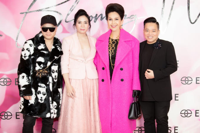 Đặng Thu Thảo đẹp không tì vết sau sinh con đầu lòng