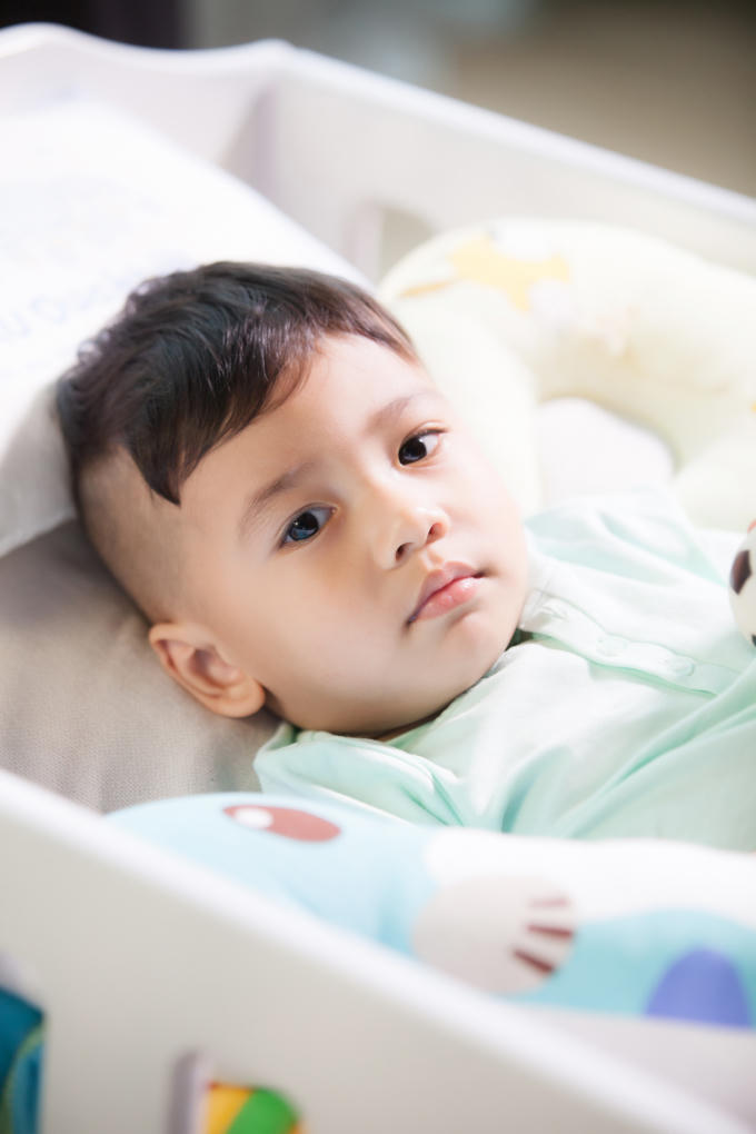 Bé Nu mừng rỡ khi gặp mẹ, đây là những khoảnh khắc 1 ngày làm việc 24 tiếng của hai mẹ con, ai cũng khen Nu Ngoan và hợp tác ăn ý.