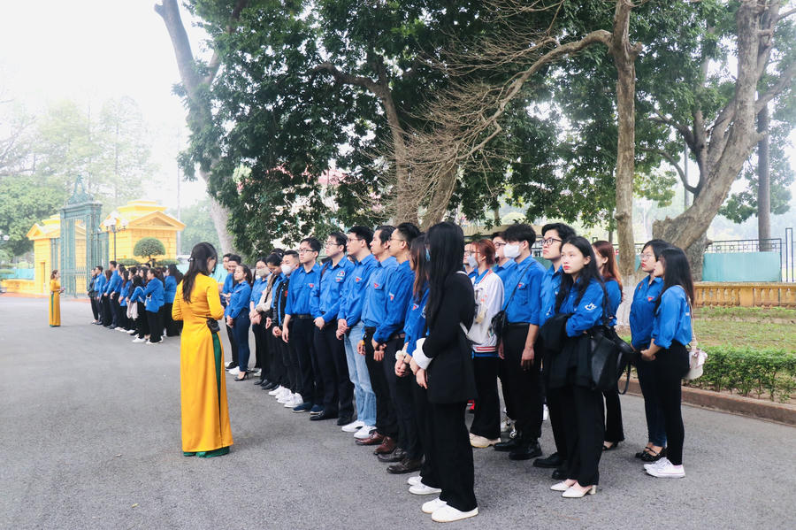 A1AC287A-BDCF-49EA-8038-35C74426707F.